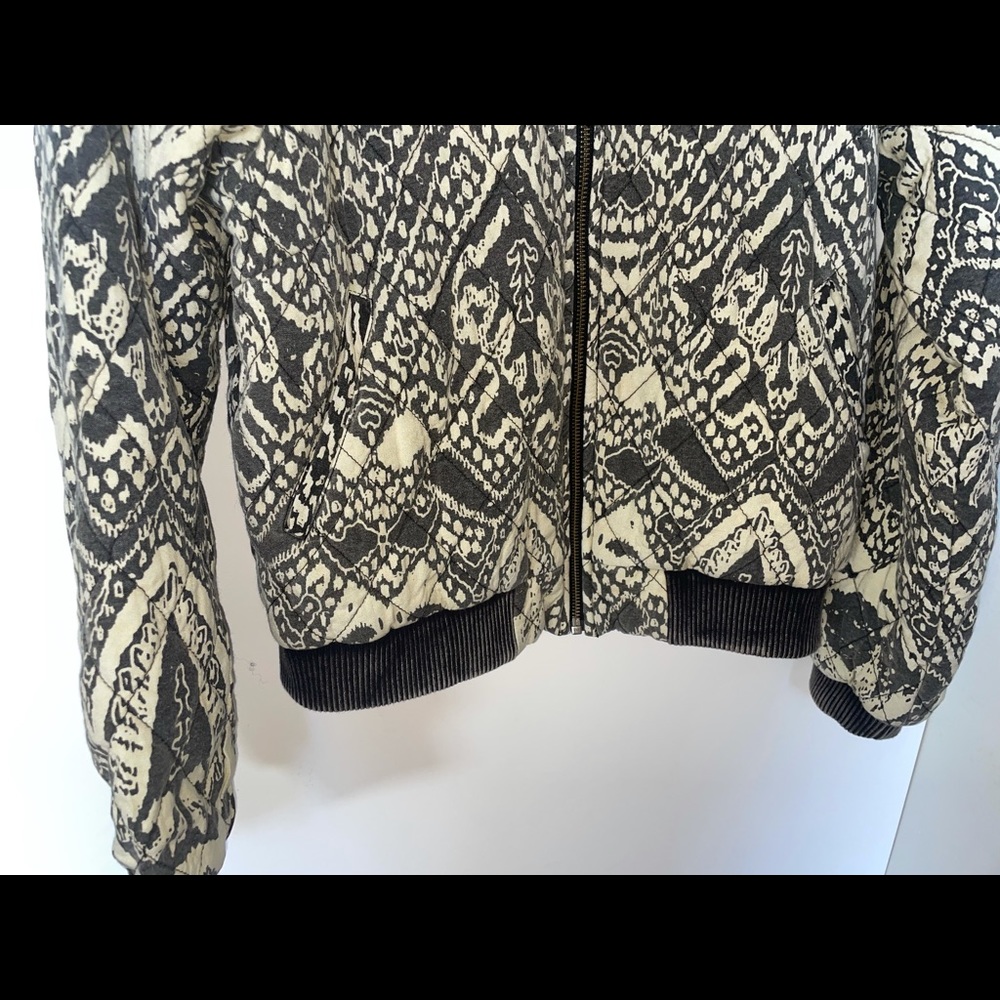Free People Quilted Bomber Jacket Boho Print Black - Picture 4 of 10